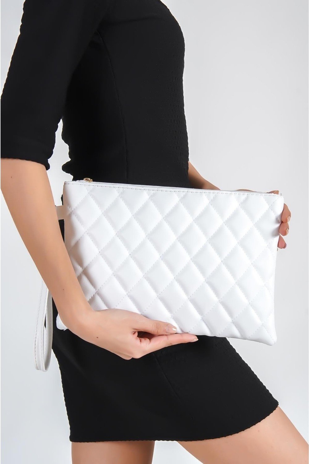 Capone Outfitters Clutch - White - Plain