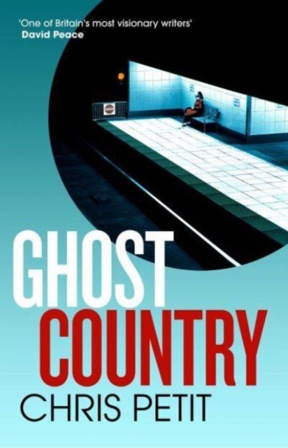 Ghost Country (Petit Chris)(Paperback / softback)