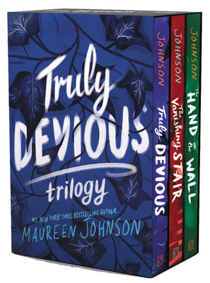 Truly Devious 3-Book Box Set: Truly Devious, Vanishing Stair, and Hand on the Wall (Johnson Maureen)(Paperback)