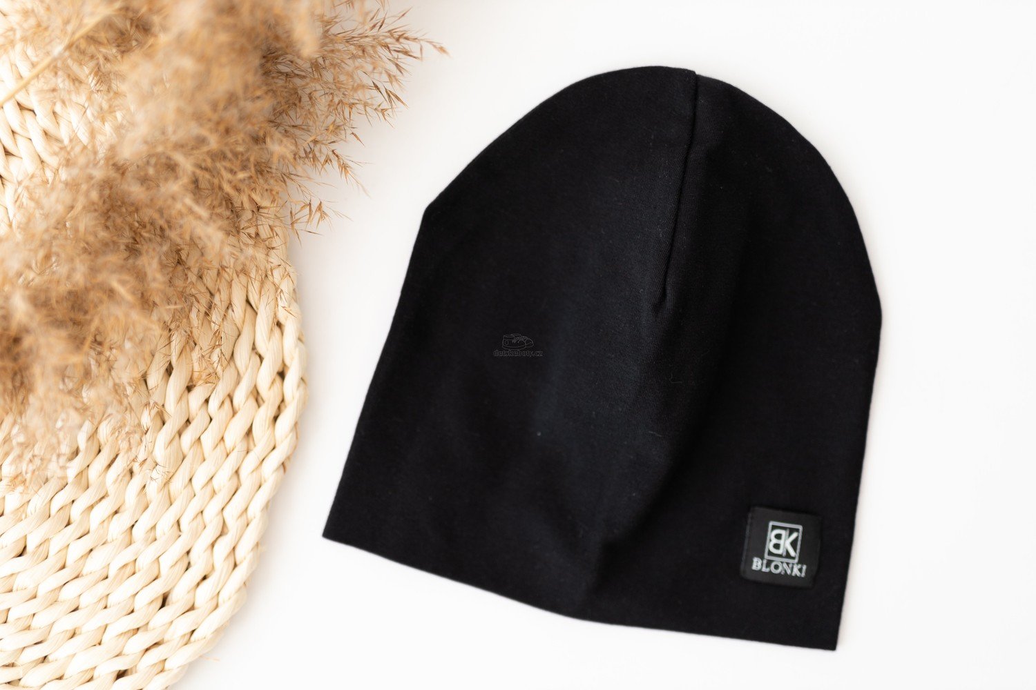 Tenká čepice Blonki jarní černá Velikost: 45-47