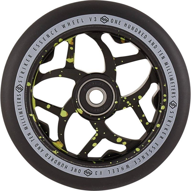 kolečka STRIKER - Striker Essence V3 Black Pro Scooter Wheel (GREEN)