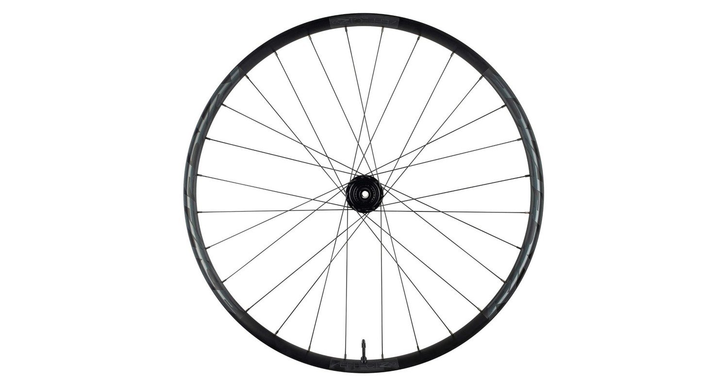 Zapletené kolo RACE FACE AEFFECT-R 29 15x110 - přední