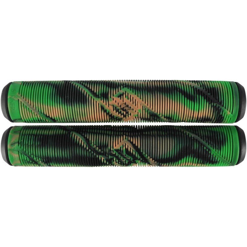 gripy STRIKER - Striker Pro scooter Grips (CAMO)