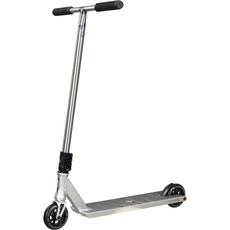 koloběžka NORTH SCOOTERS - North Tomahawk Pro Scooter (SILVER BLACK)