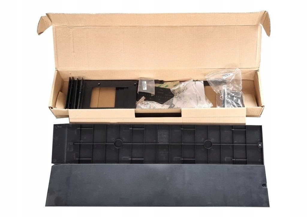 Sada Plastových Kolejnic Pro Ups Apc SURTRK2