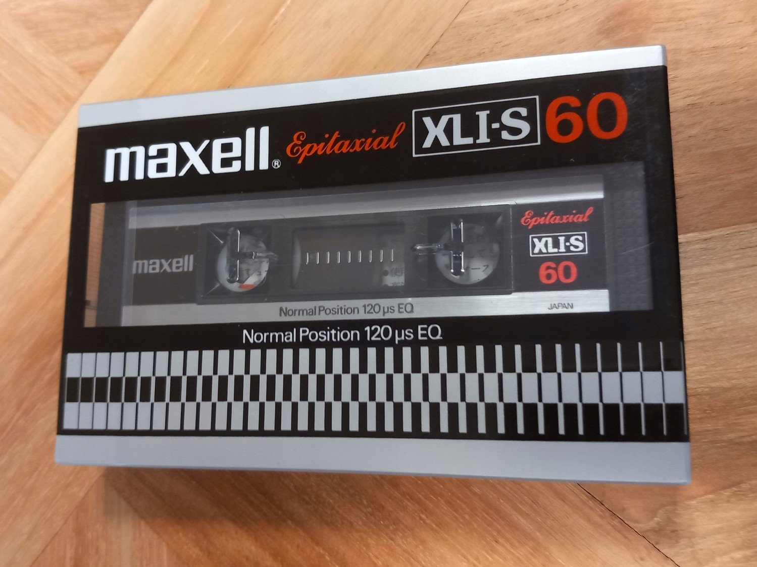 Maxell Xli-s 90 magnetofonová kazeta