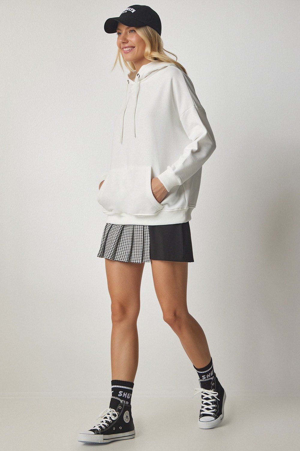 Happiness İstanbul Sweatshirt - White