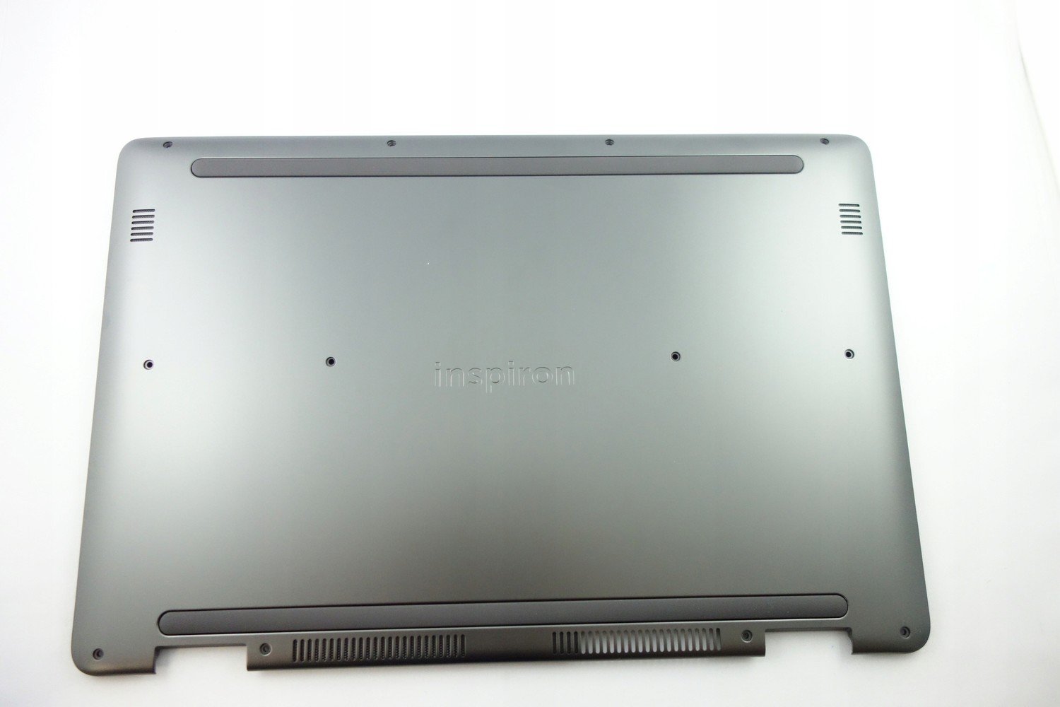 Dell Inspiron 7778 Spodní kryt č. 0CPNN