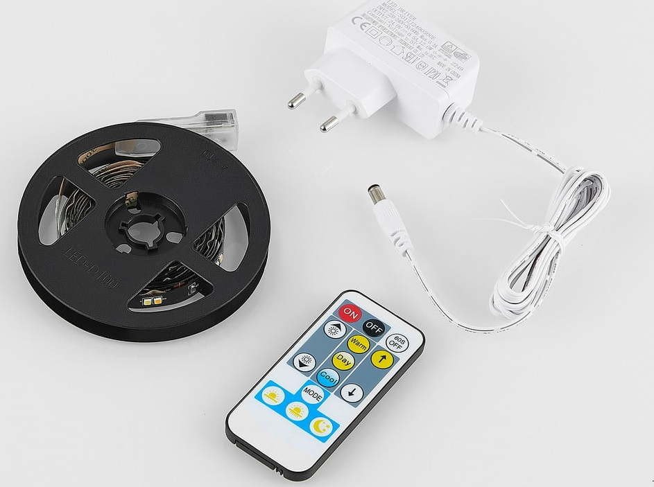 Černá led páska 300 cm Chip – Trio