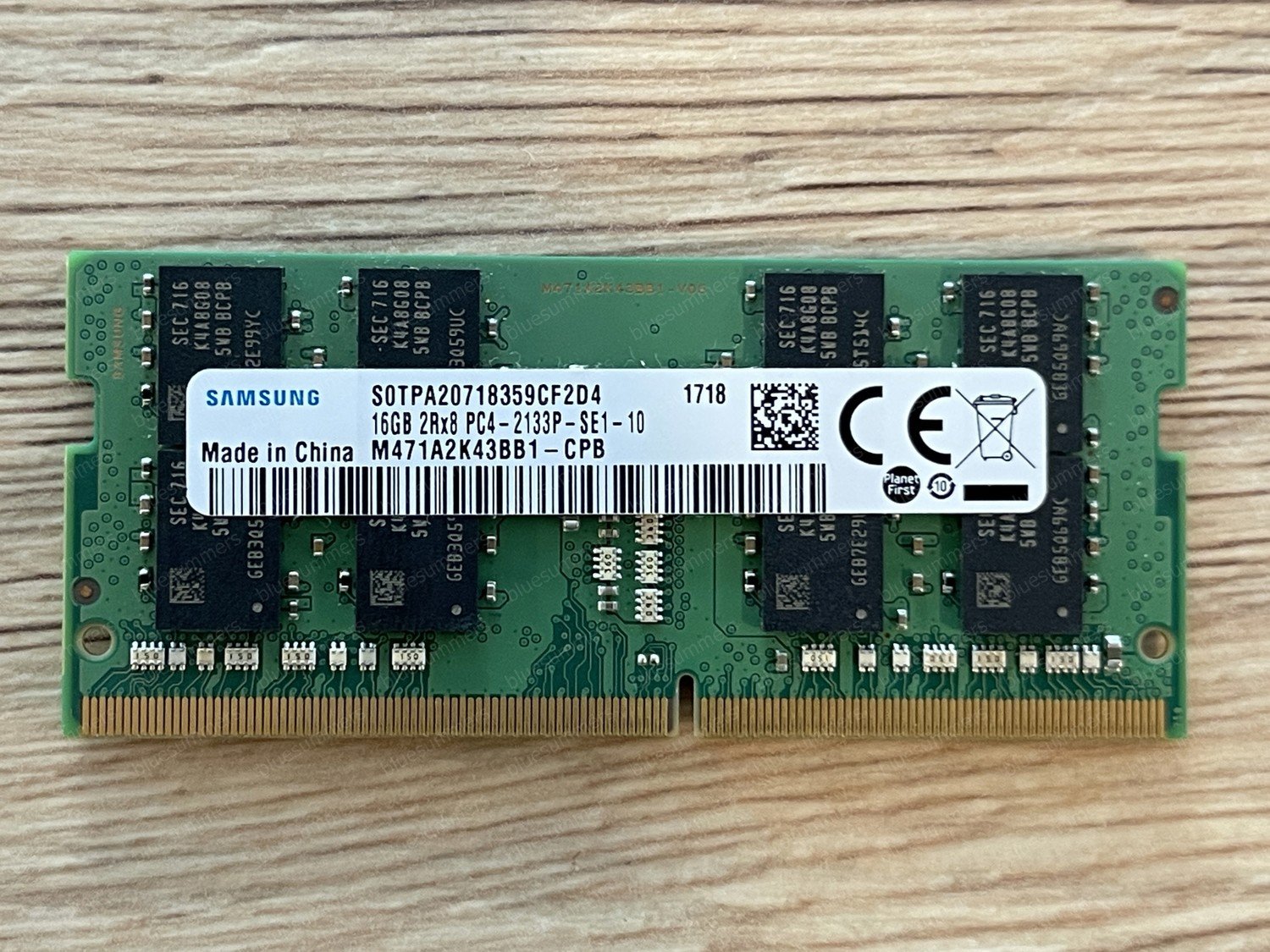 1×16GB Samsung 2Rx8 PC4-2133P-SE1-10, M471A2K43BB1