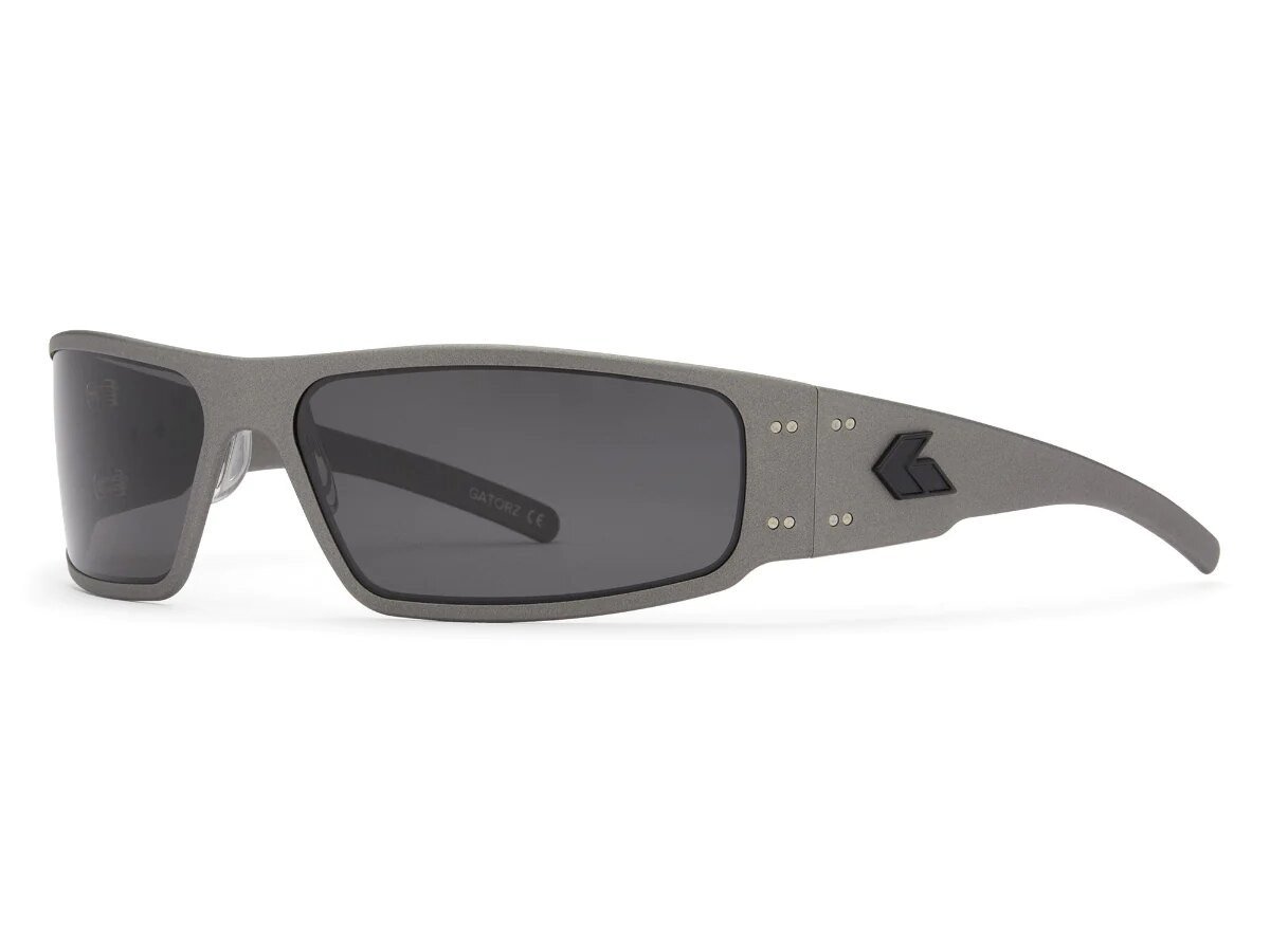 Sluneční brýle Magnum Polarized Gatorz® – Cerakote Gunmetal (Barva: Cerakote Gunmetal, Čočky: Smoked Polarized)