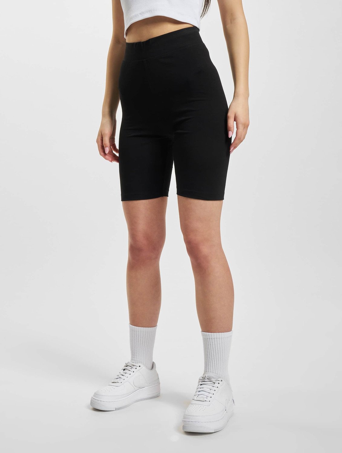 Sporty Women black