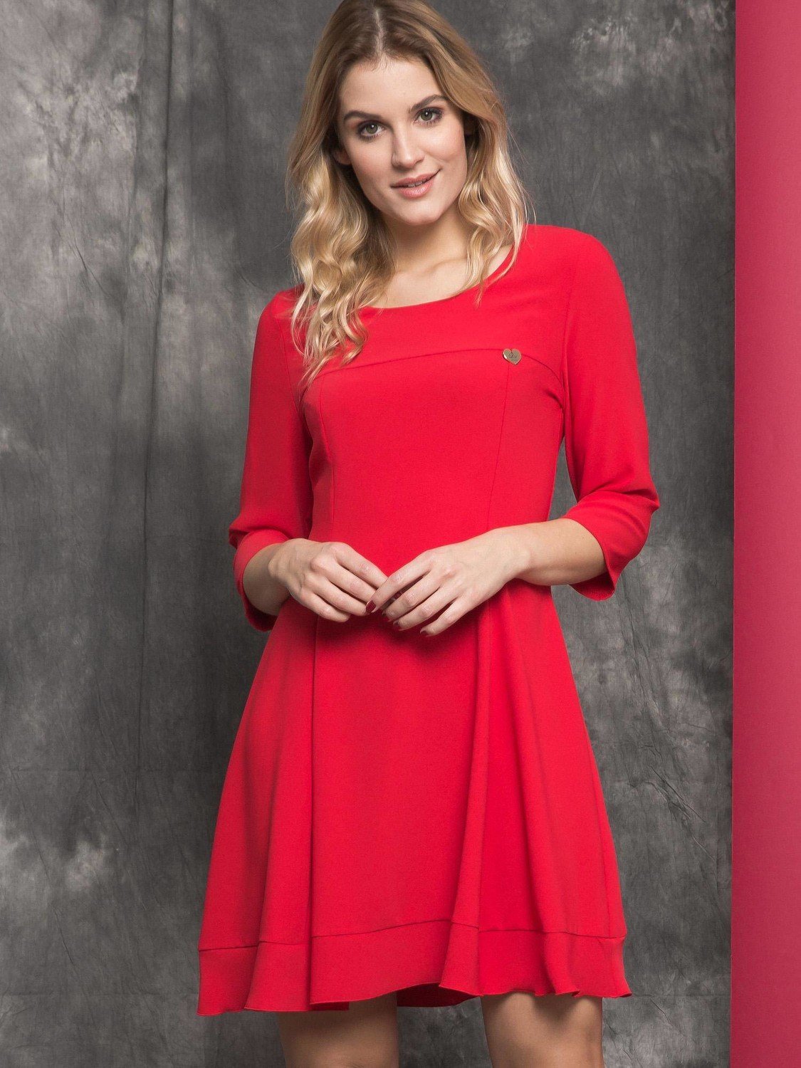 Dress La Diva flared red