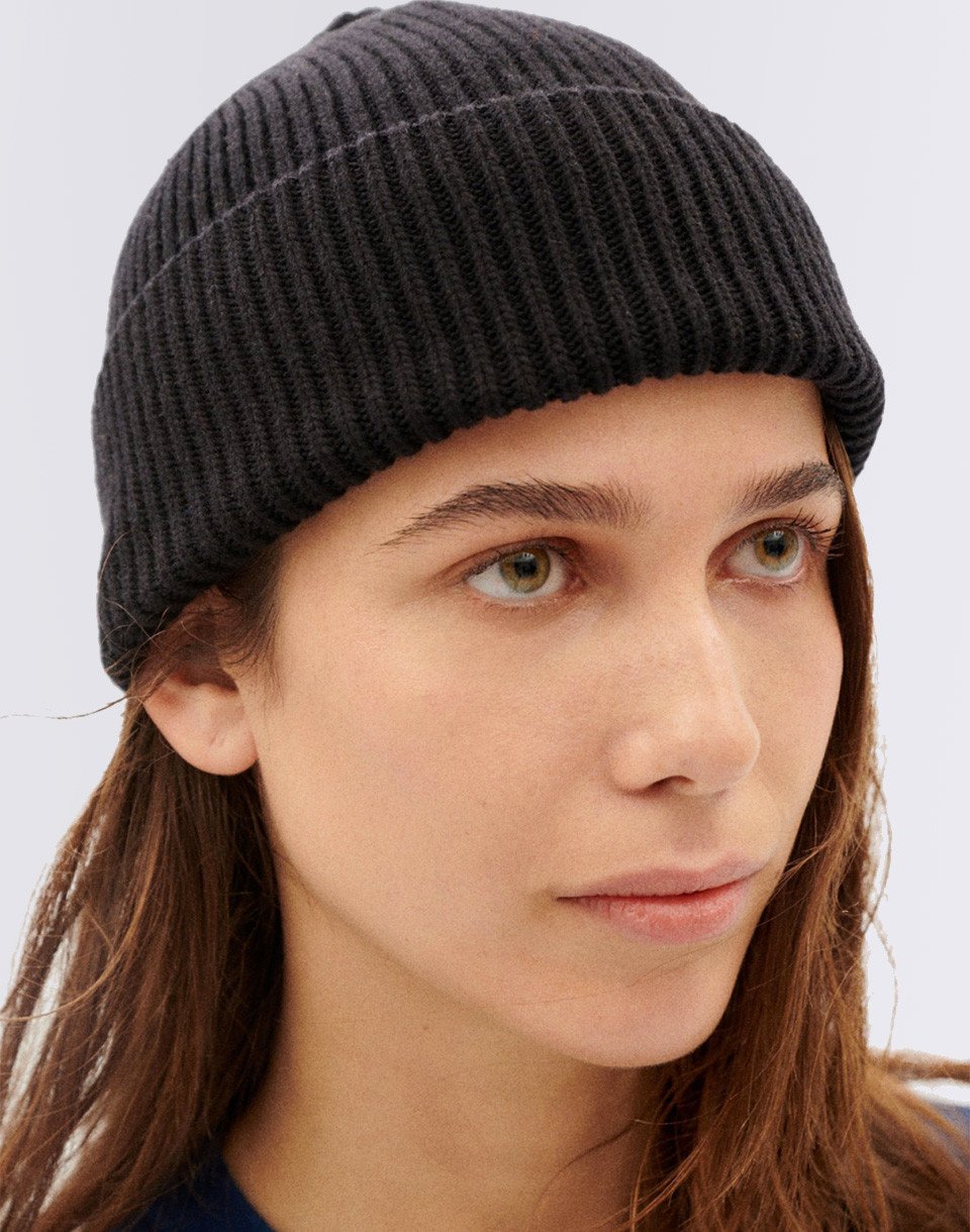 Thinking MU Black Amor Beanie BLACK