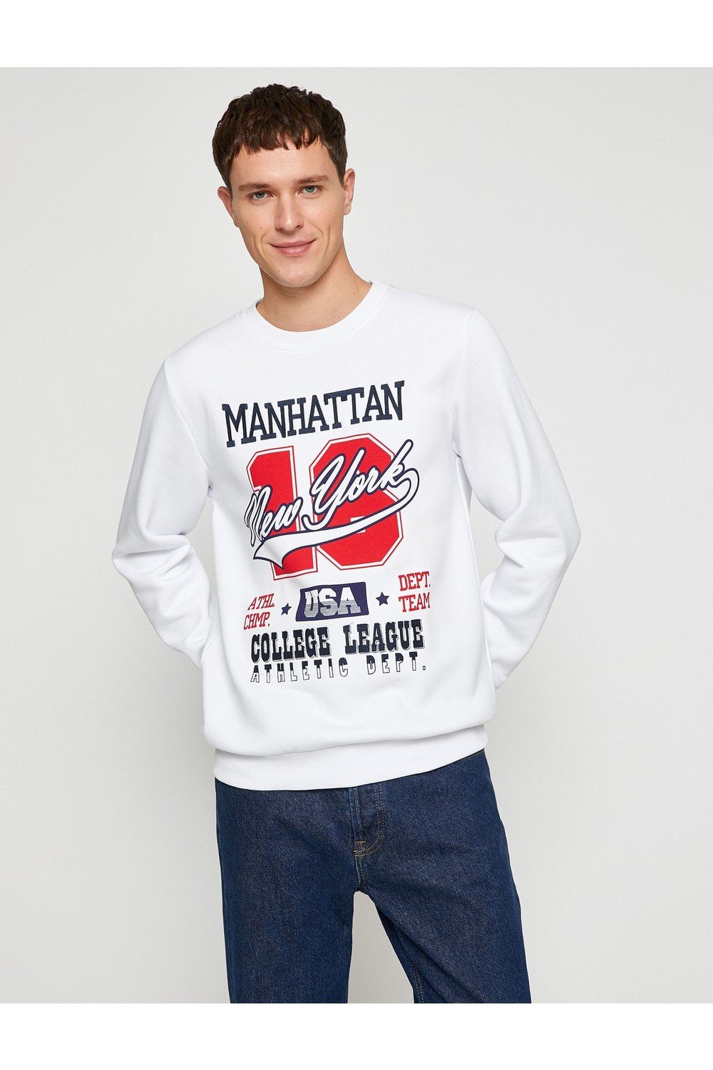 Koton College Print Sweatshirt with a Shark fastener, Crew Neck.