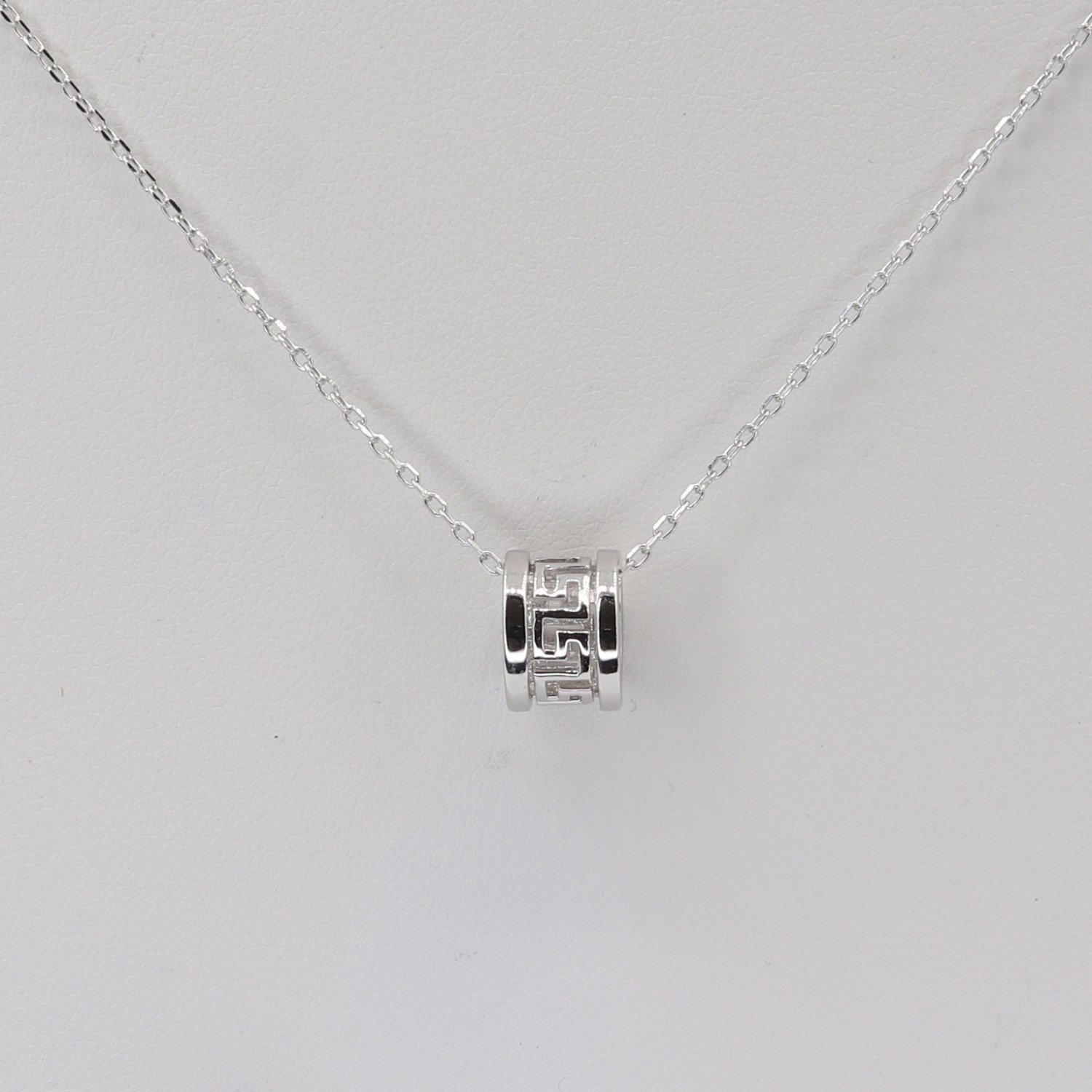 Stříbrný náhrdelník B1787