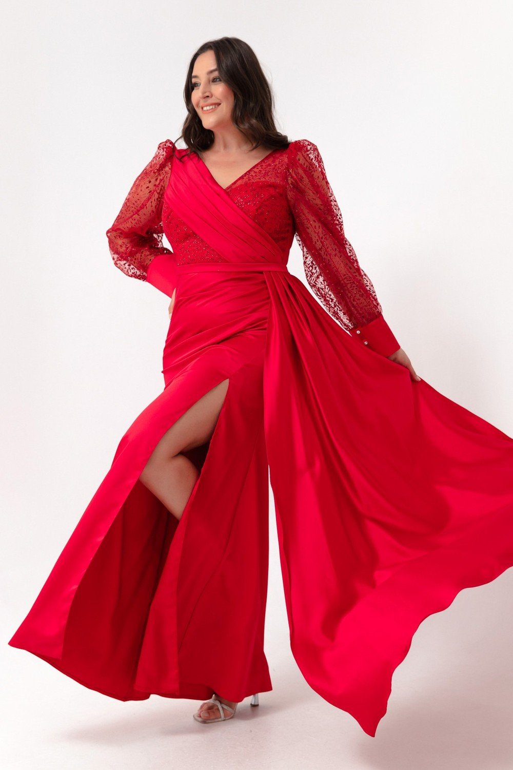 Lafaba Women's Red V-Neck Plus Size Long Evening Dress with Slits on the sleeves.