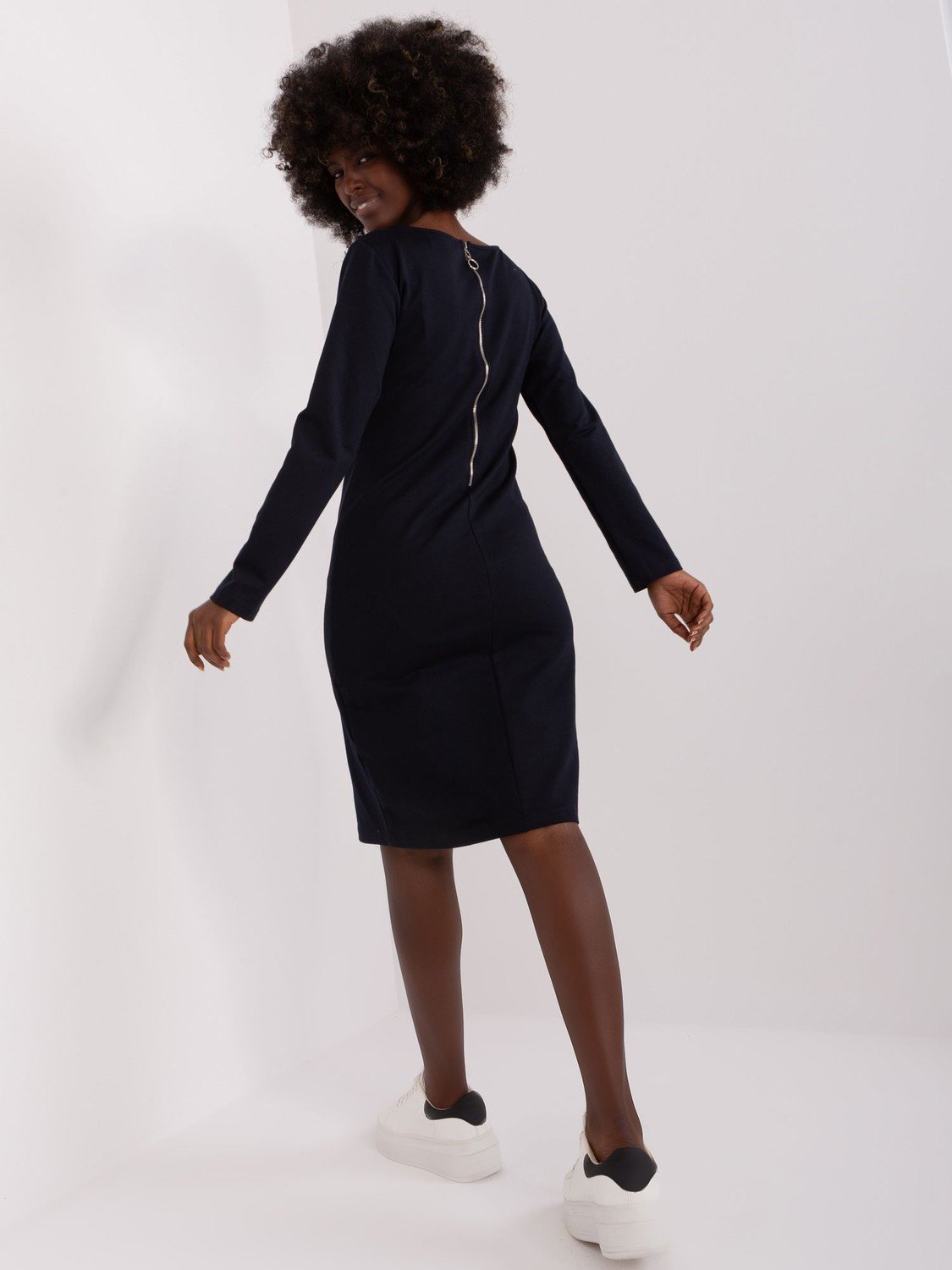 Tmavé námořnické jednoduché mikinové šaty z bavlny