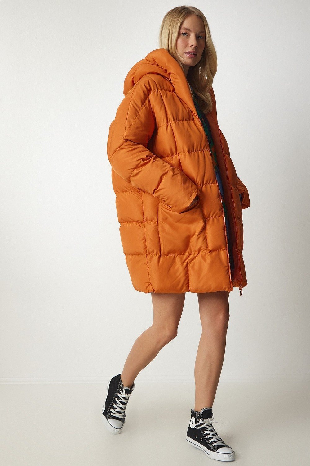 Happiness İstanbul Women's Orange Hooded Oversized Puffer Coat
