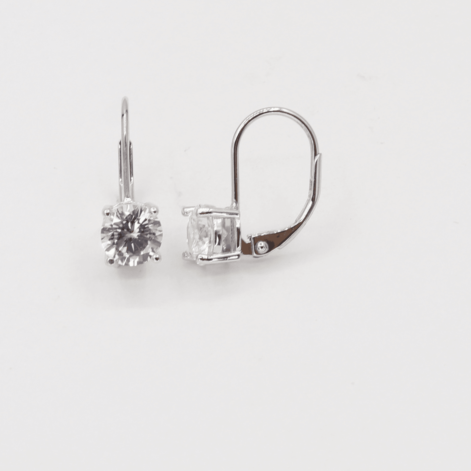 Stříbrné náušnice 104956