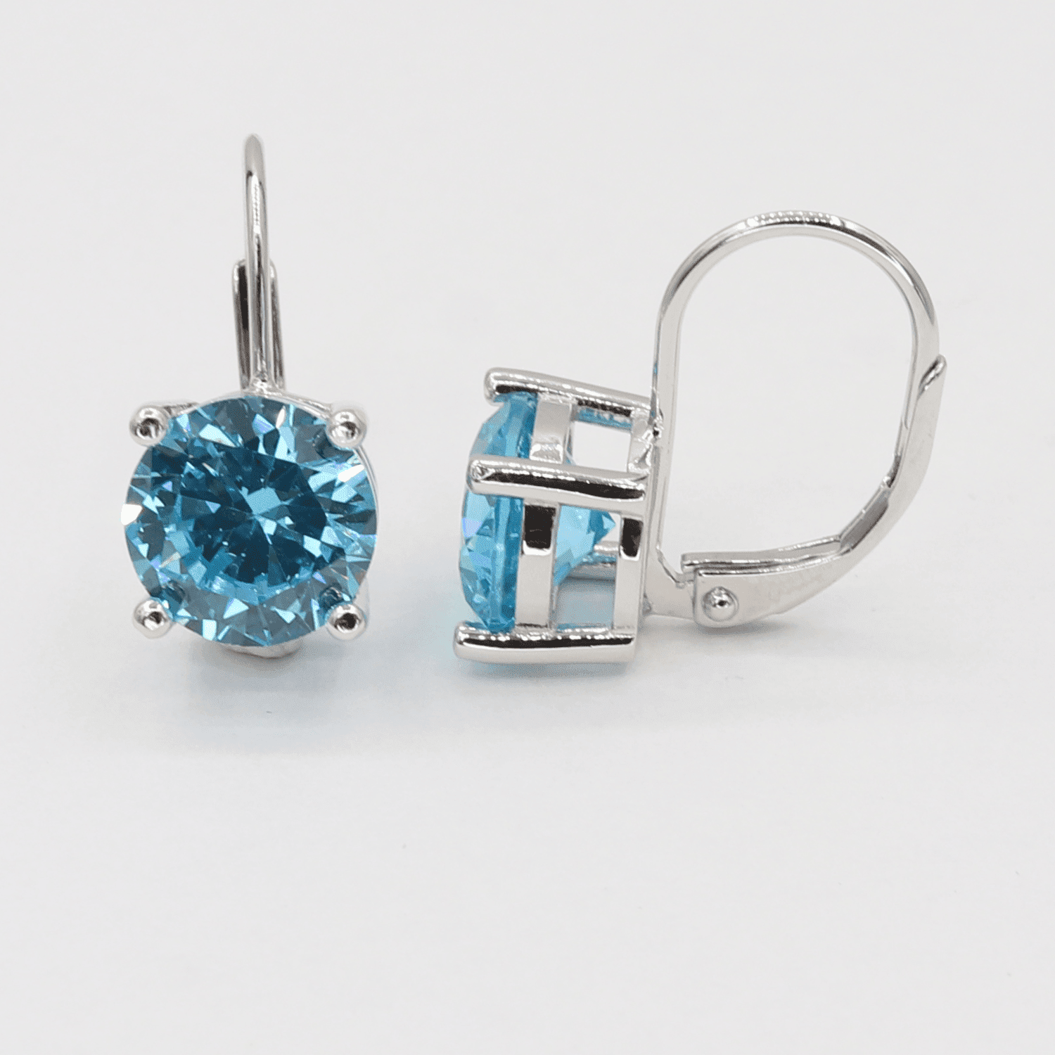 Stříbrné náušnice 104963