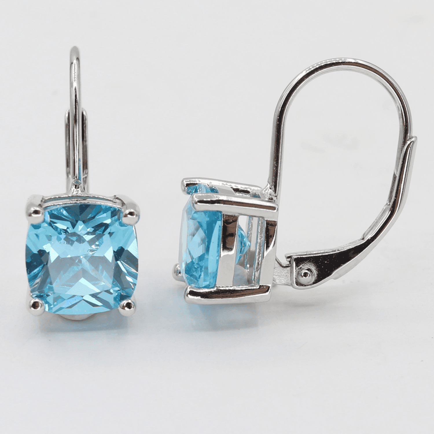 Stříbrné náušnice 104974