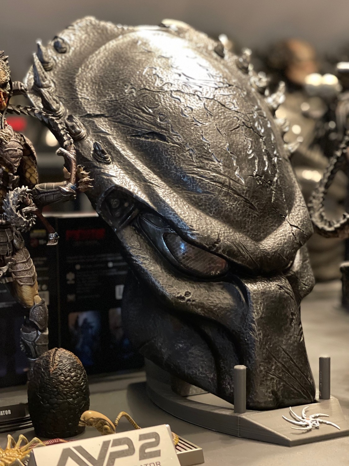 custom | Alien vs Predator Requiem - Wolf Predator 1/1 Bio Mask 41 cm