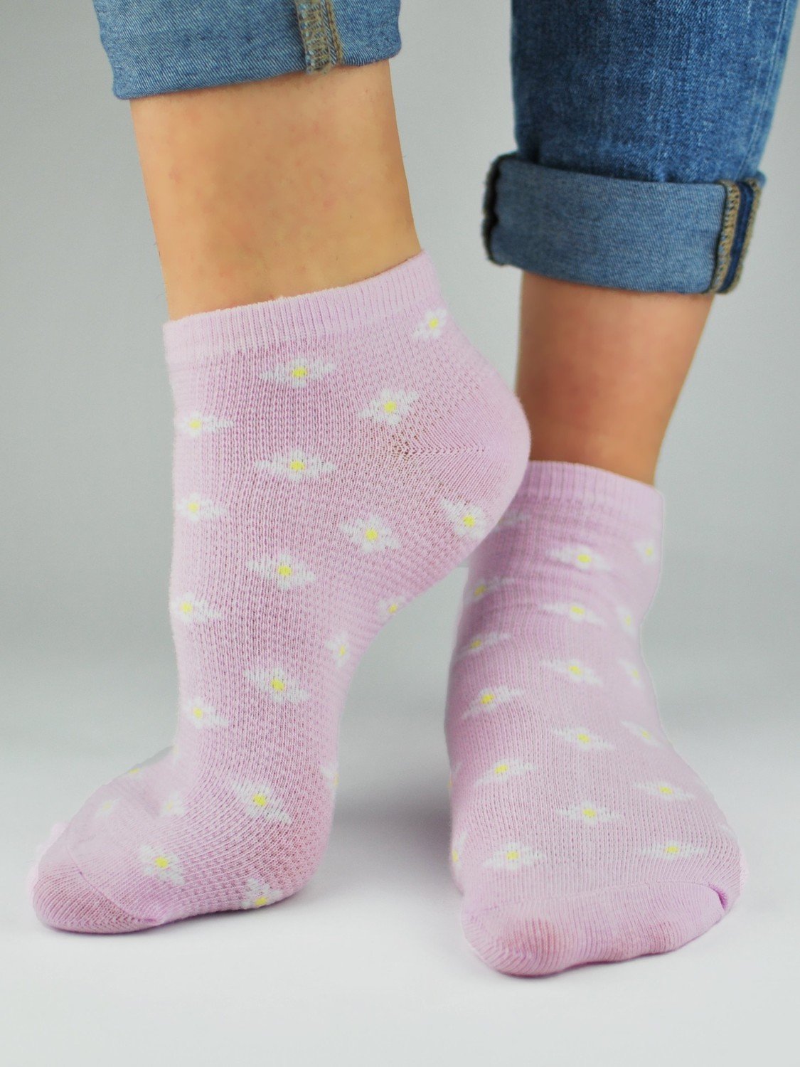 NOVITI Woman's Socks ST020-W-04