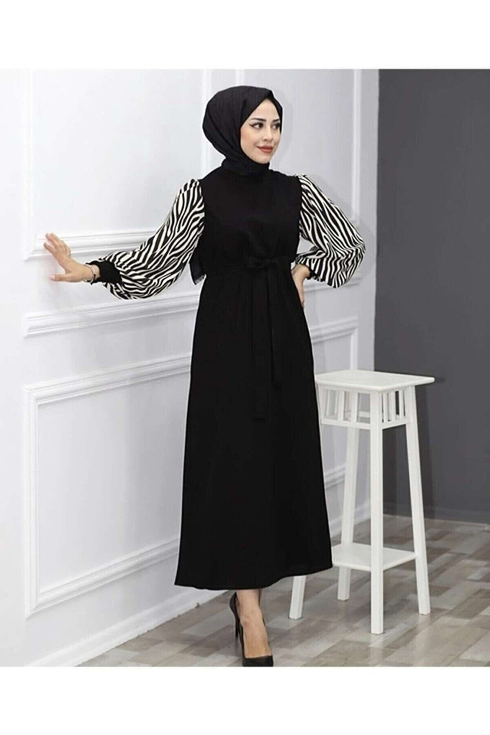 HAKKE Zebra Patterned Long Length Hijab Dress - Black Zeraa-678