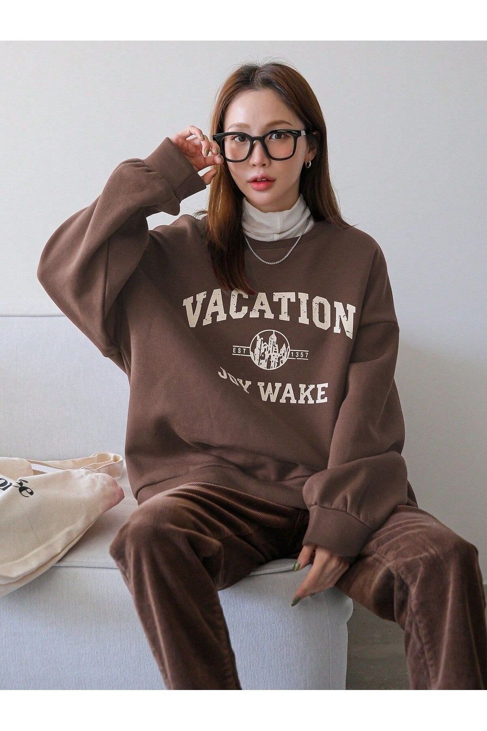 K&H TWENTY-ONE Women's Coffee Vacation Joy Wake Printed Oversized Crew Neck Sweatshirt.