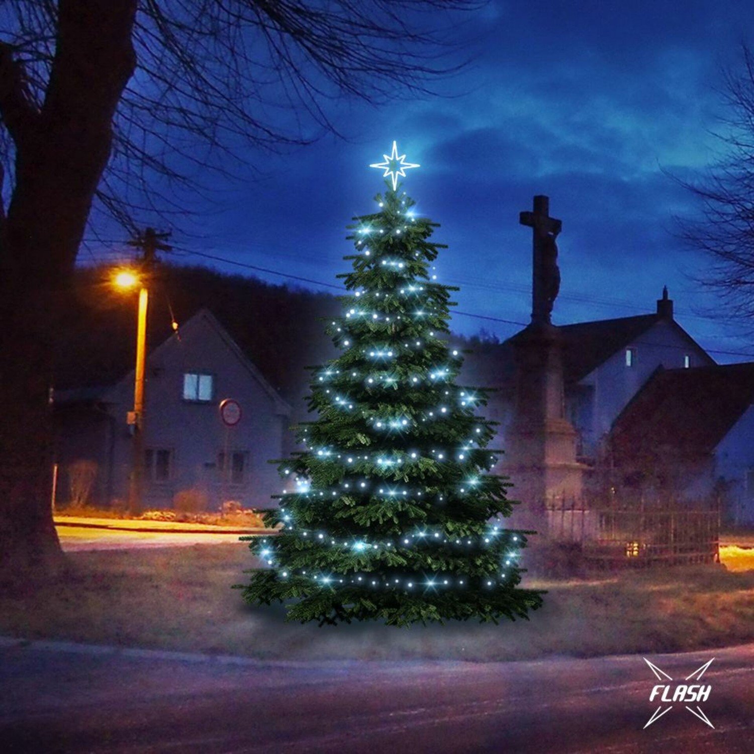 DecoLED LED světelná sada na stromy vysoké 3-5m, ledová bílá s Flash