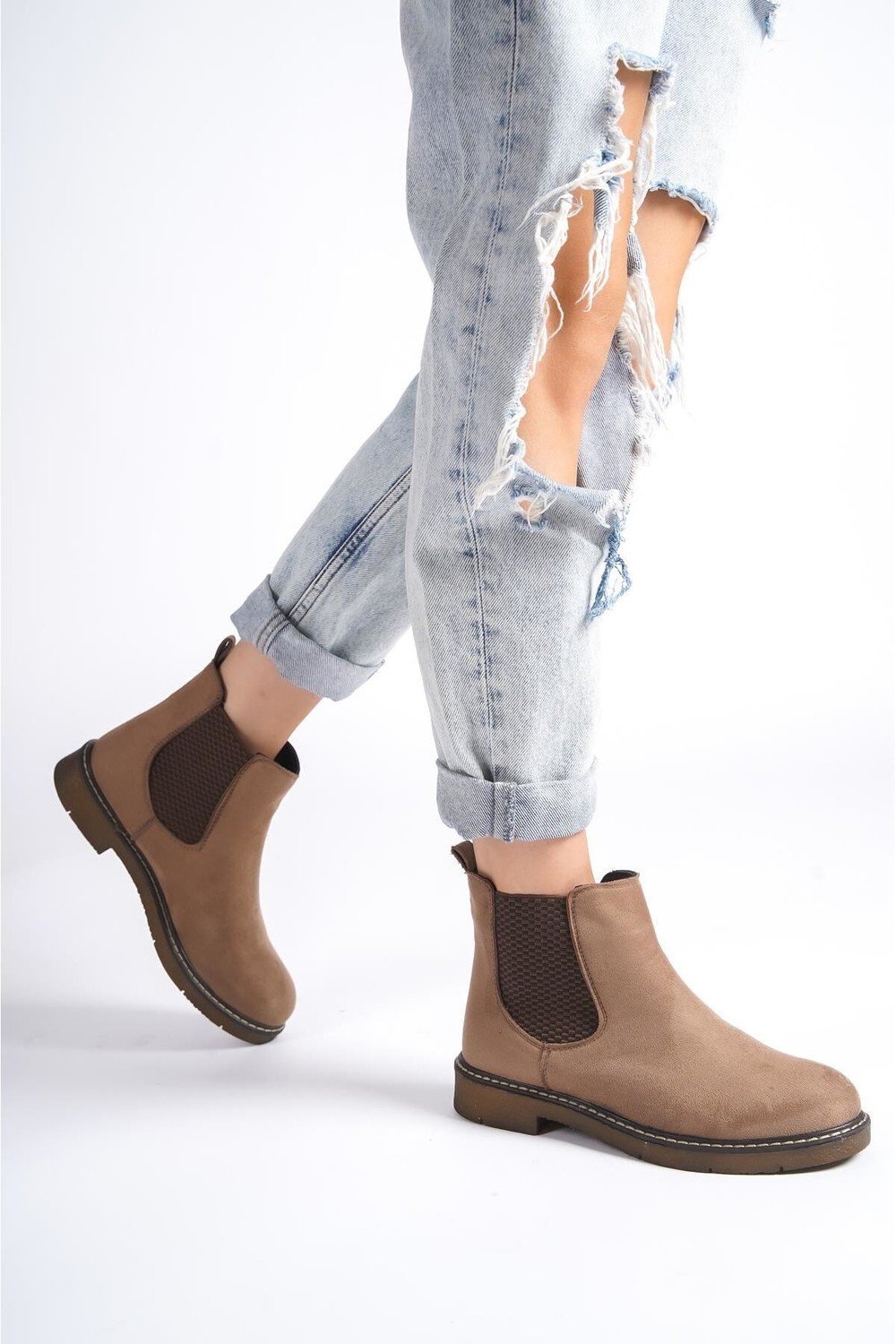 Capone Outfitters Women's Boots with Elastic Side