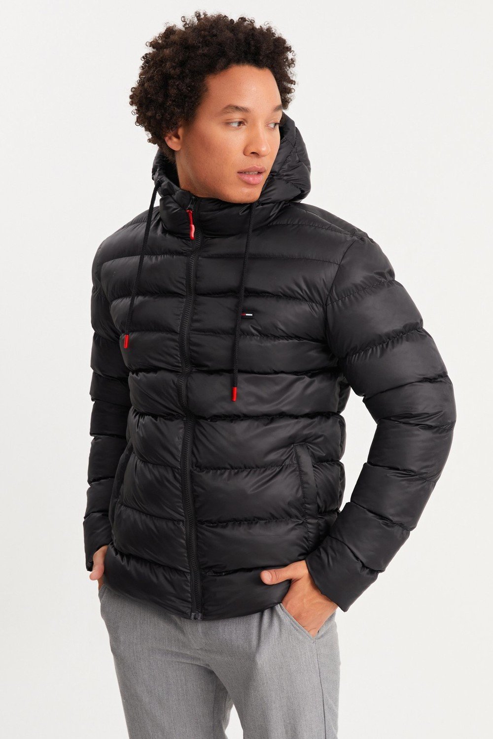 River Club Men's Black Lined Water and Windproof Hooded Winter Puffer Coat