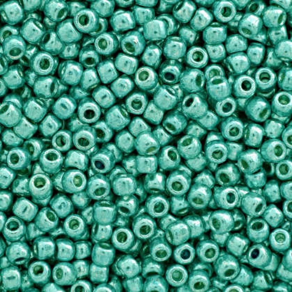 TOHO Co., Ltd. TOHO Round 11/0 (TR-11-PF569) č.222 - 35 g