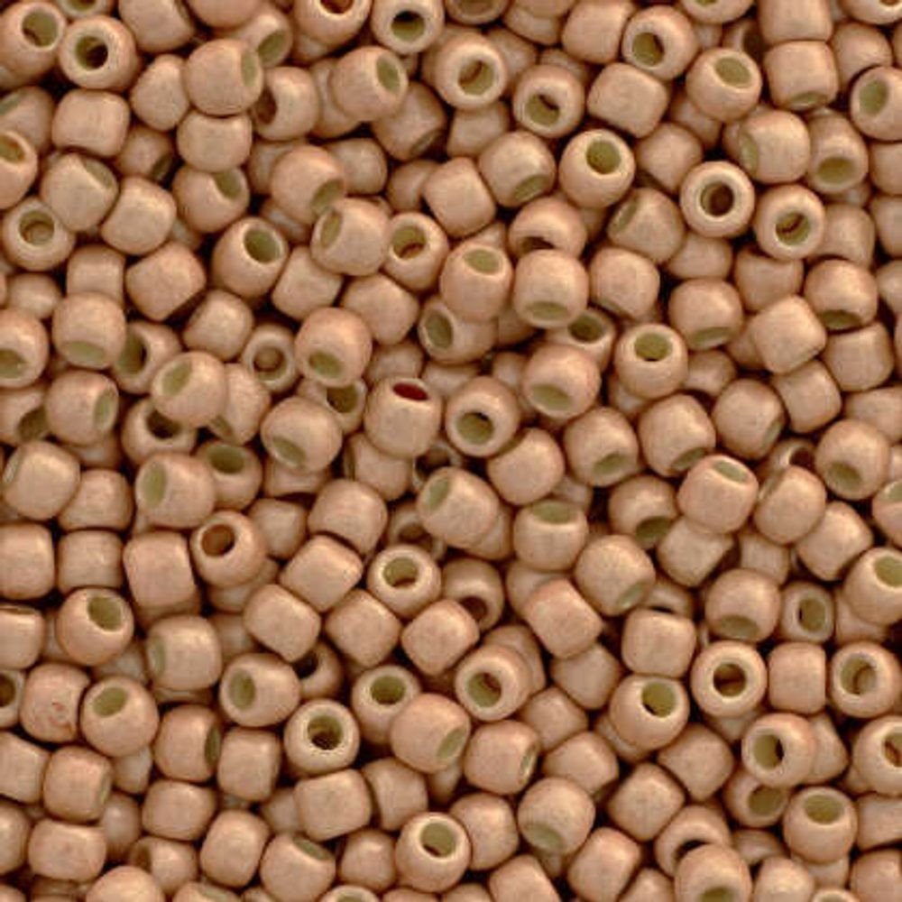 TOHO Co., Ltd. TOHO Round 11/0 (TR-11-PF551F) č.304 - 35 g