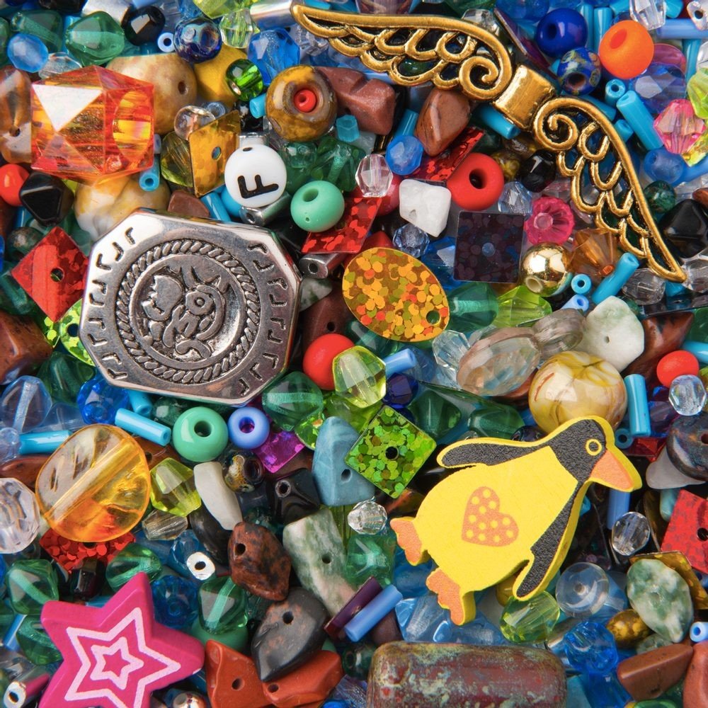 Směs korálků s různými motivy - 1 kg