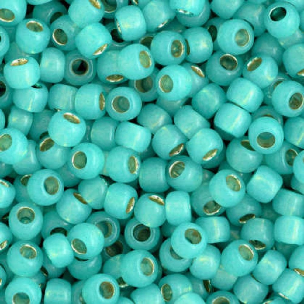 TOHO Co., Ltd. TOHO Round 8/0 (TR-08-2104) č.422 - 35 g