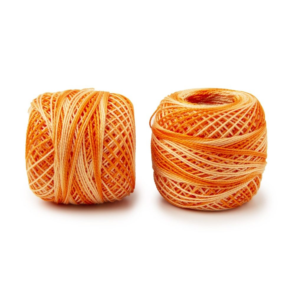 Háčkovací a vyšívací příze perlovka 85m ombre oranžová - 1 ks