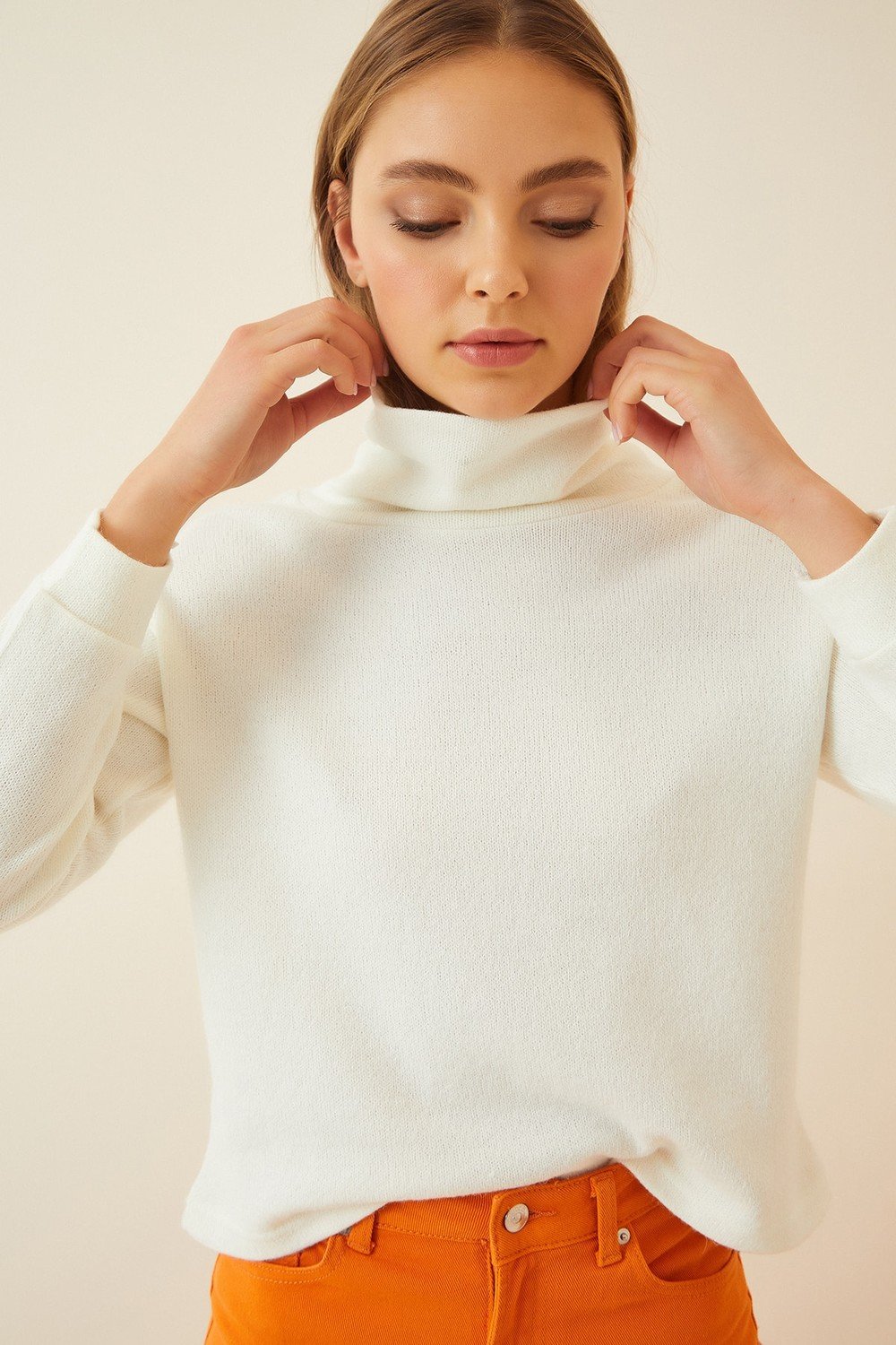 Happiness İstanbul Women's Ecru Turtleneck Knitwear Sweater