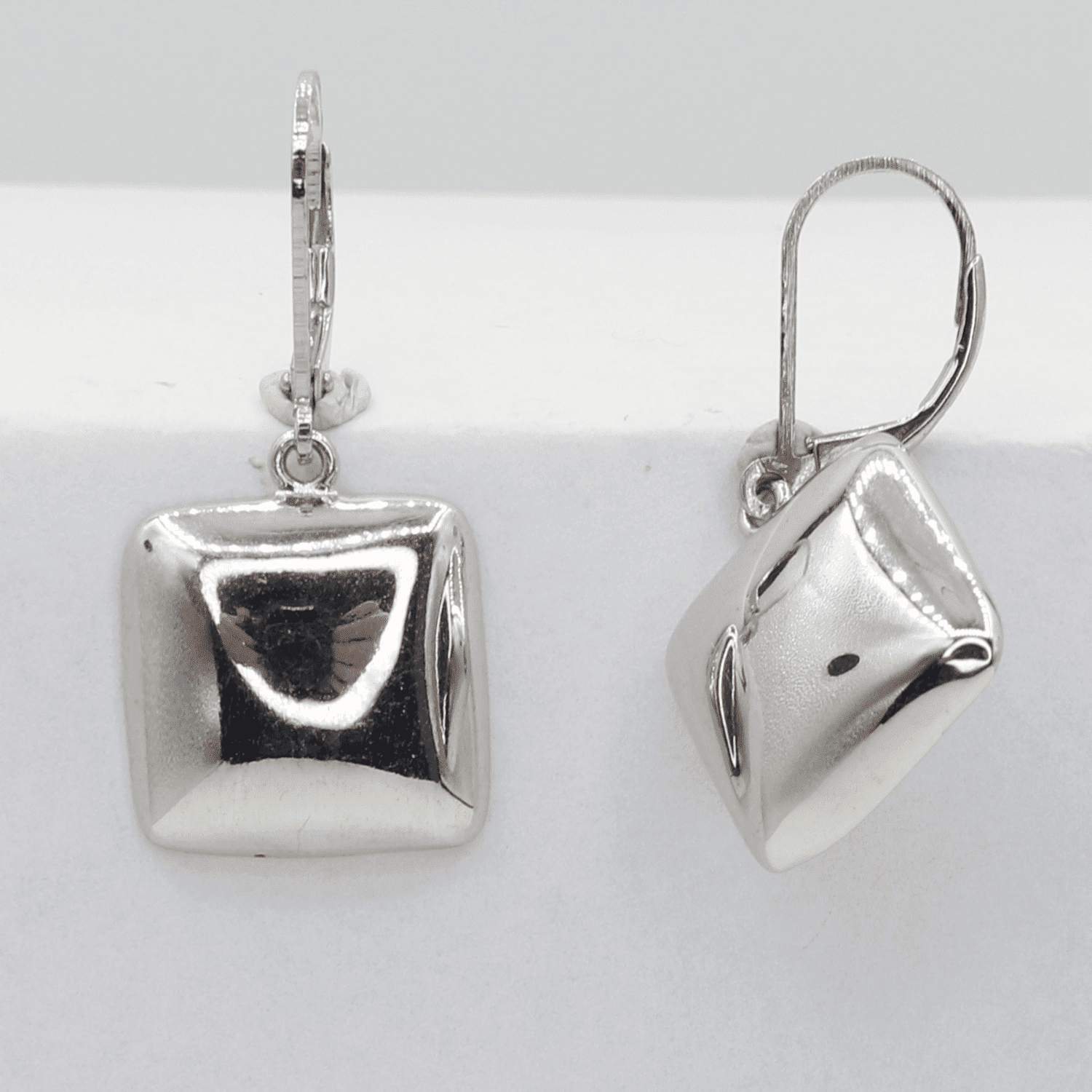 Stříbrné náušnice 105024