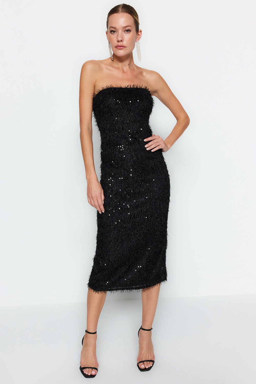 Trendyol Black Fringed Sequin Evening Dress