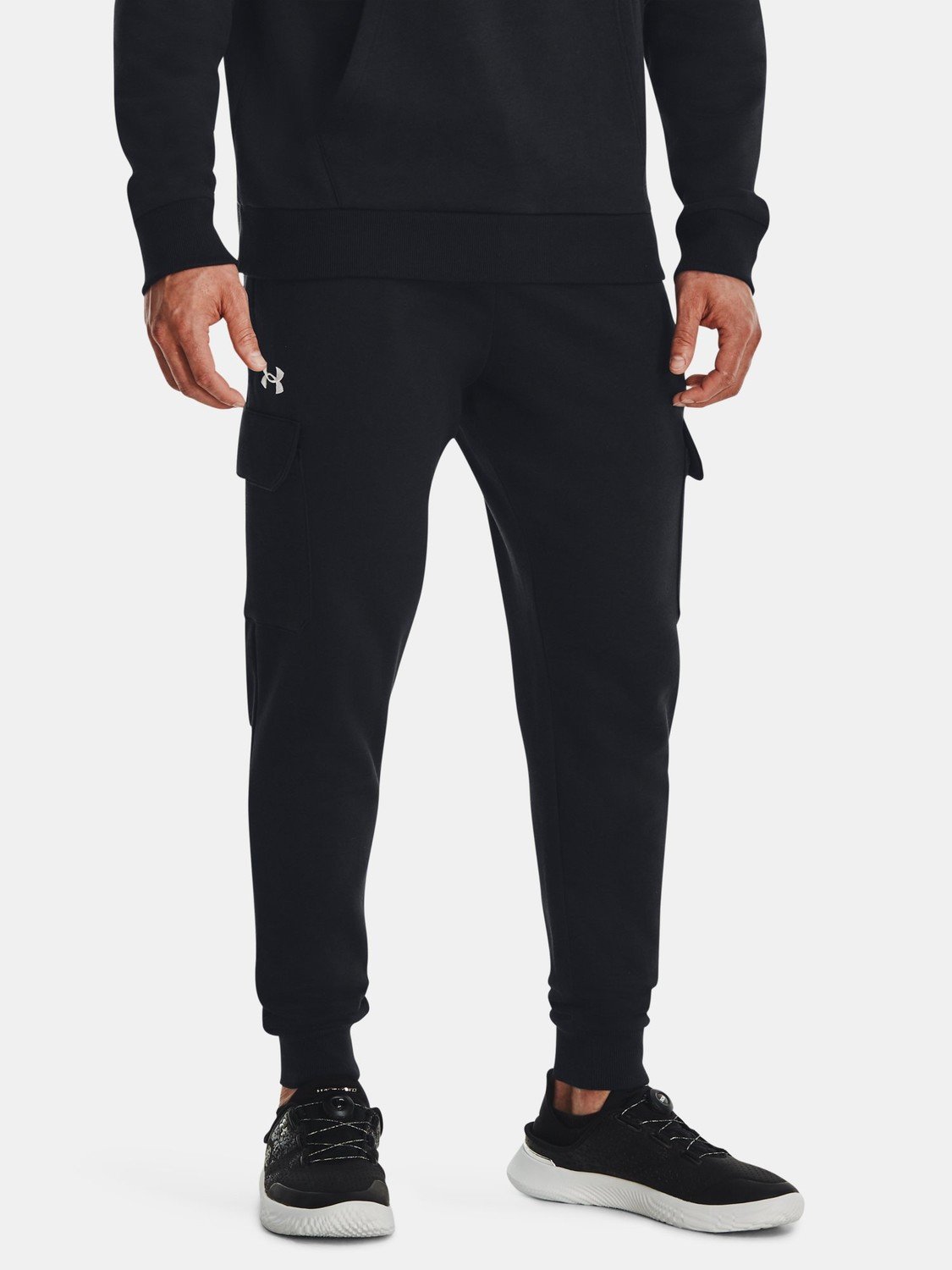 Under Armour Tepláky UA Rival Fleece Cargo Jogger-BLK - Pánské