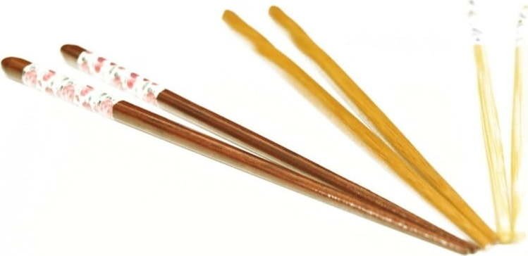 Sada 5 bambusových párů hůlek Fettucini
