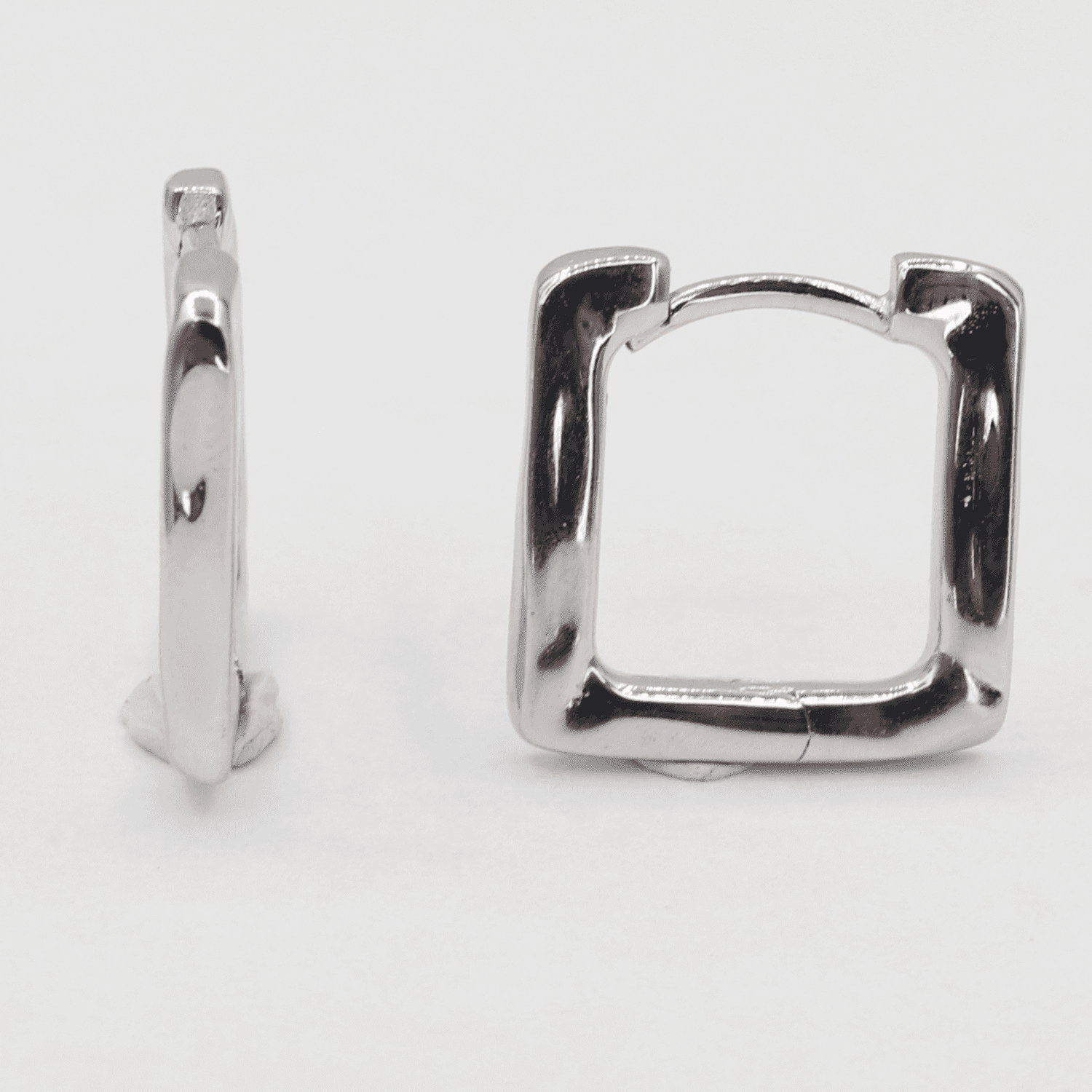 Stříbrné náušnice 105048