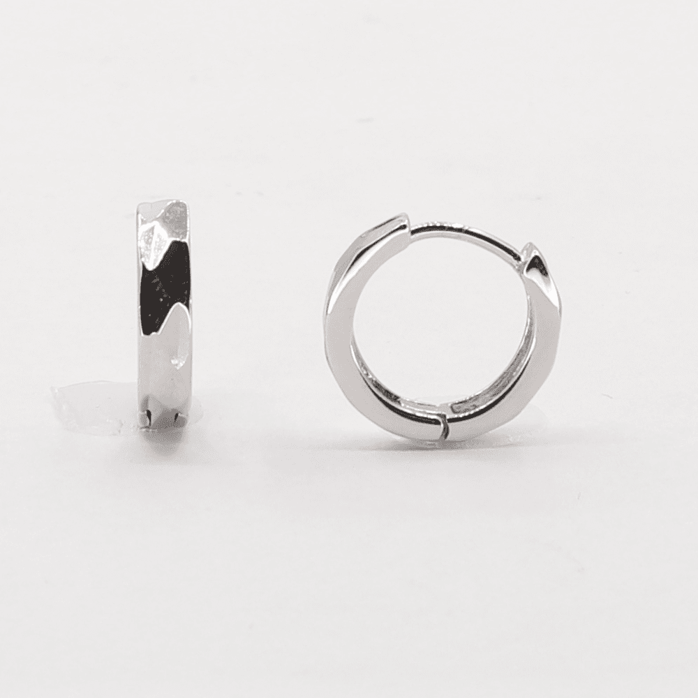 Stříbrné náušnice 105076