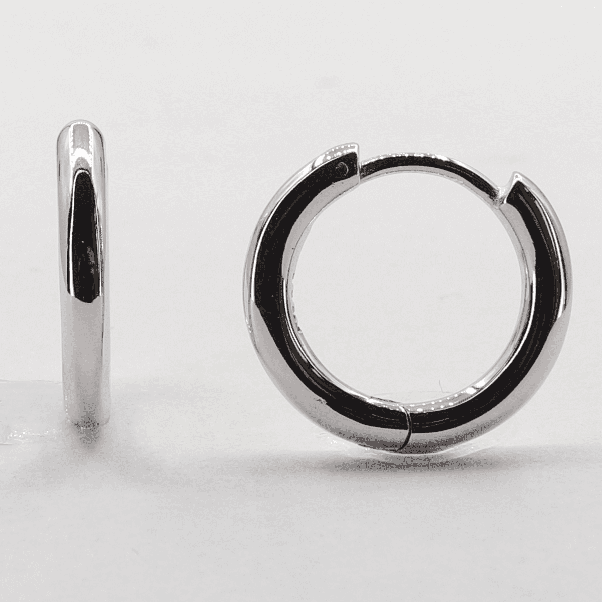 Stříbrné náušnice 105082