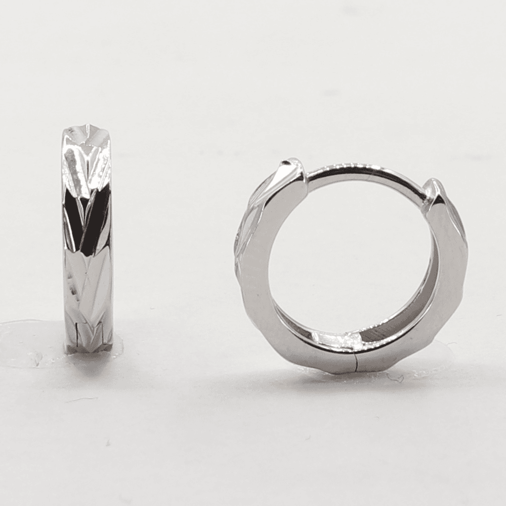 Stříbrné náušnice 105092