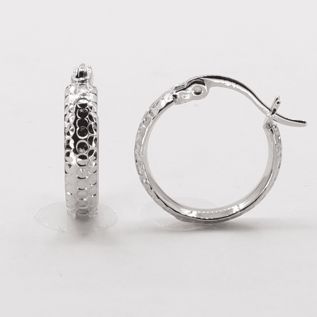 Stříbrné náušnice 105104