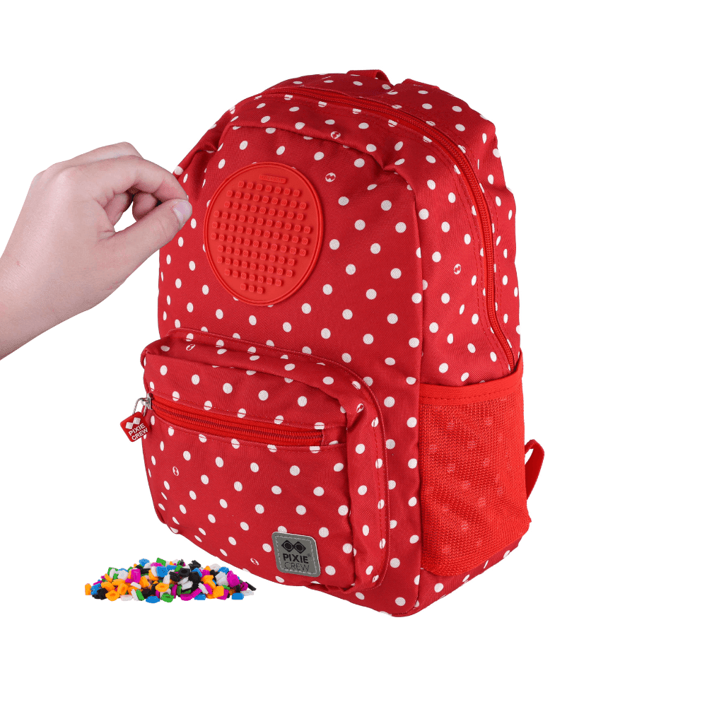 PIXIE CREW dětský batůžek – červený s puntíky, malý panel  + Brožurka kreativních nápadů + 4 multipixely + 60 malých pixelů zdarma