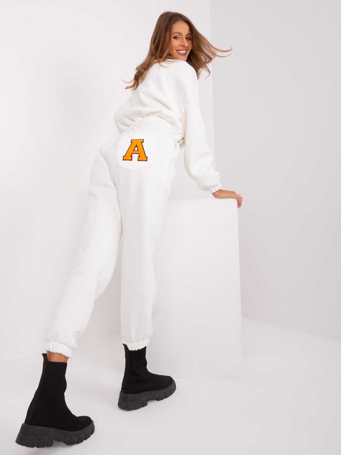 Ecru-fluo oranžová dámská tepláková souprava